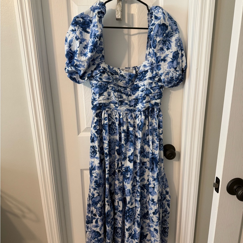 Abercrombie & Fitch Blue and White Floral Top